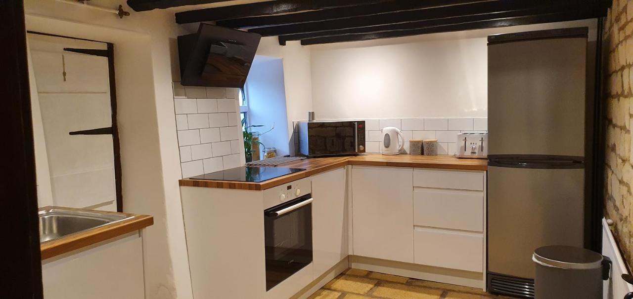 Quirky Cottage - Dogs Welcome Corsham Bagian luar foto